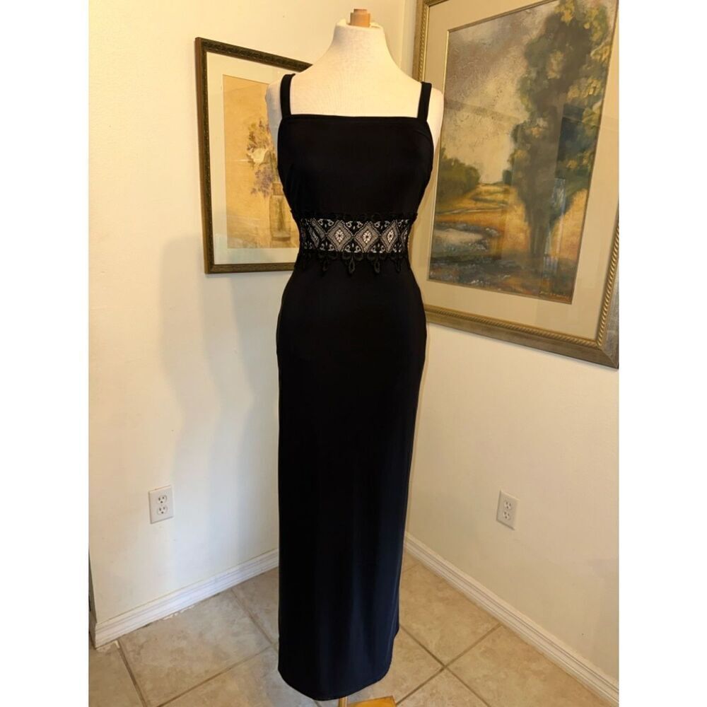 Jessica McClintock for Gunne Sax Black Gown with Peekaboo Lace Waist Detail 7/8